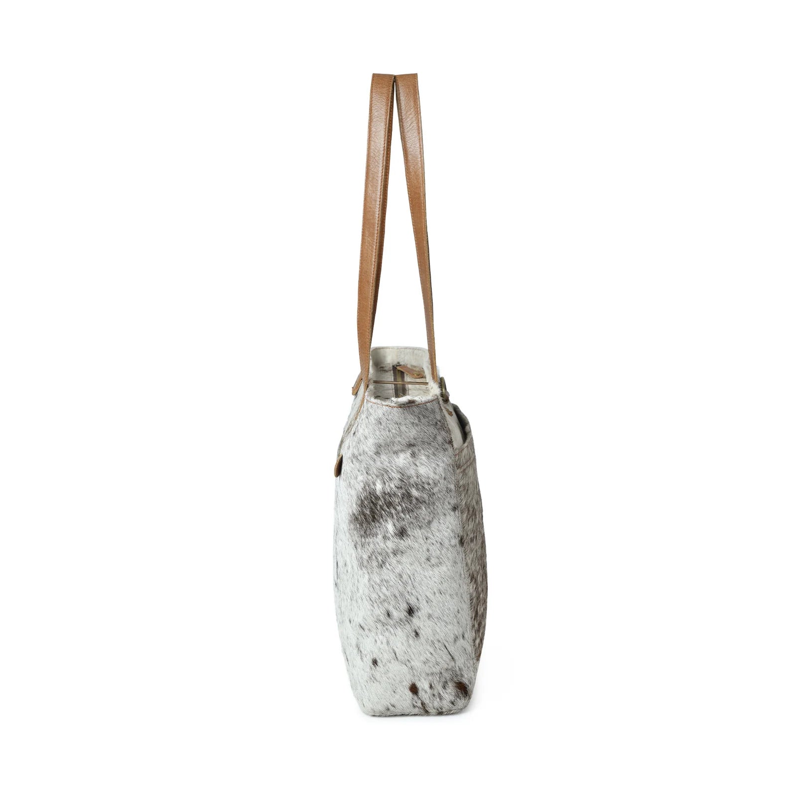 Handmade Cowhide Travel Tote – Custom Leather Bag for Wife, Mom, or Girlfriend